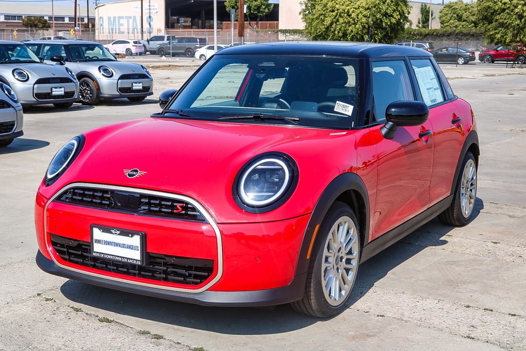 2025 Mini Cooper 4 Door Hardtop Signature photo 3