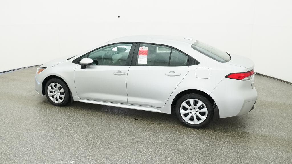 2025 Toyota Corolla LE photo 11