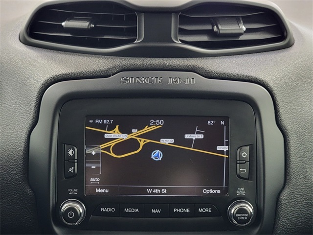 2017 Jeep Renegade Latitude North Edition photo 17