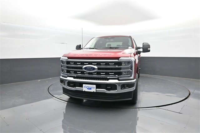 2026 Ford F-250 Lariat photo 3