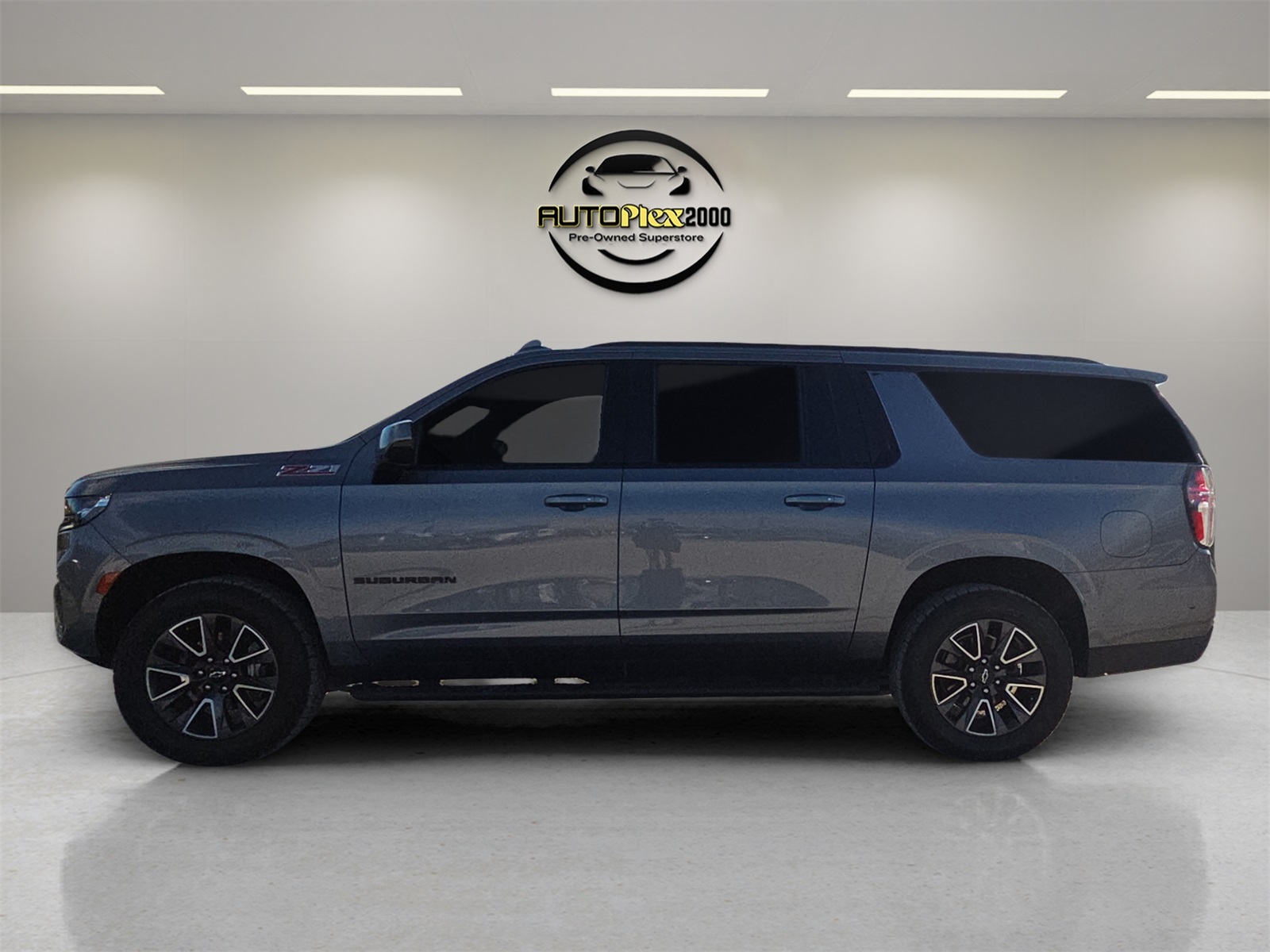 2021 Chevrolet Suburban Z71 photo 4