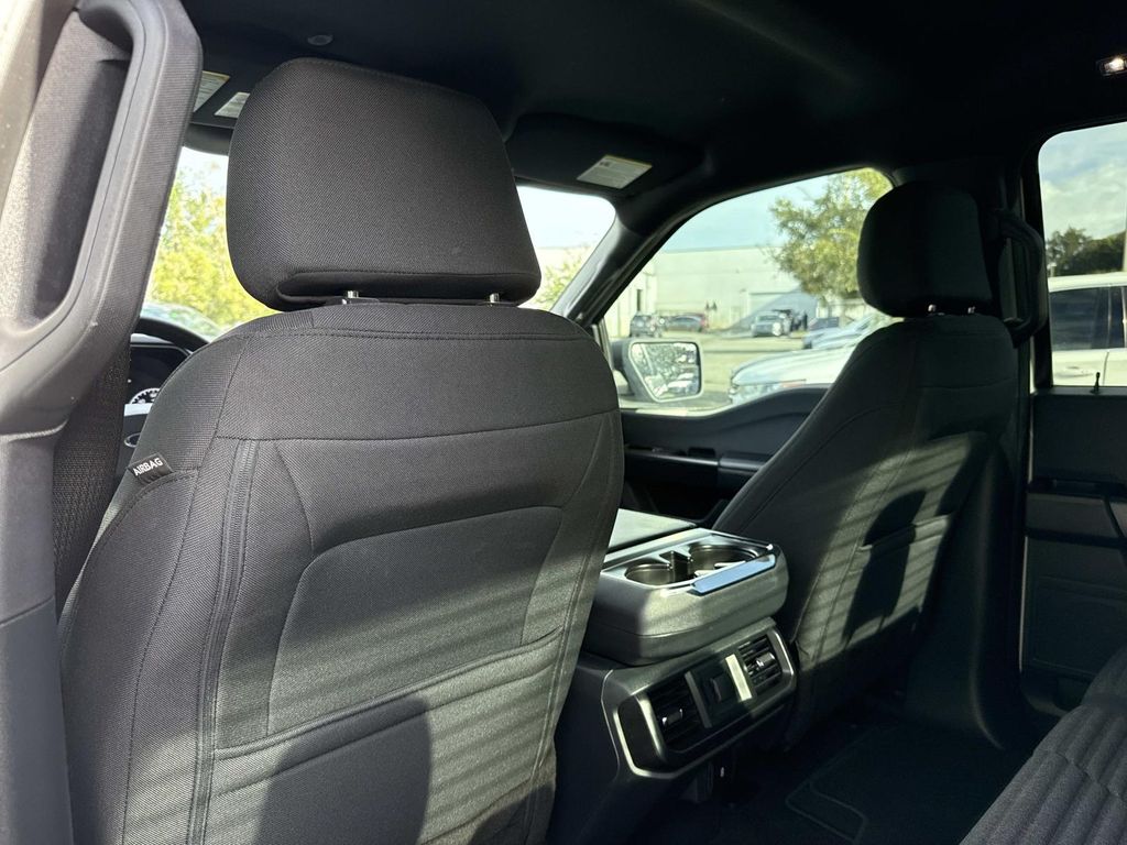 2022 Ford F-150 XL photo 11