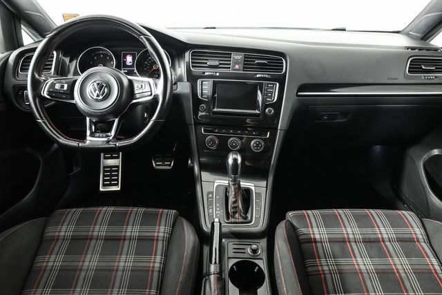 2015 Volkswagen Golf GTI S photo 18
