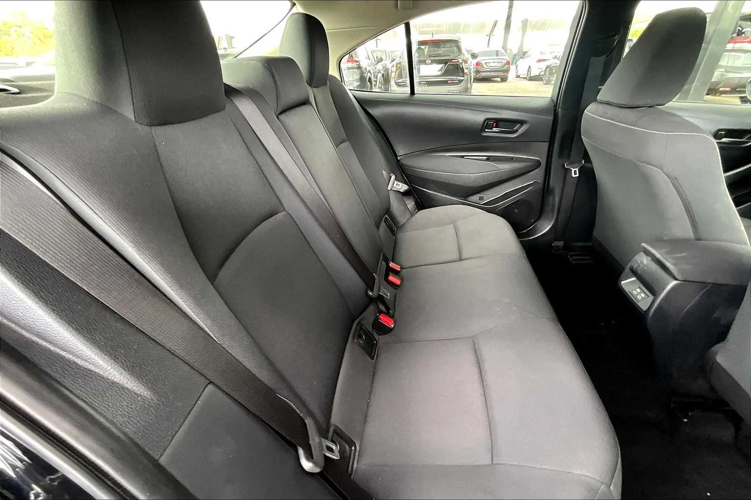 2023 Toyota Corolla LE photo 15