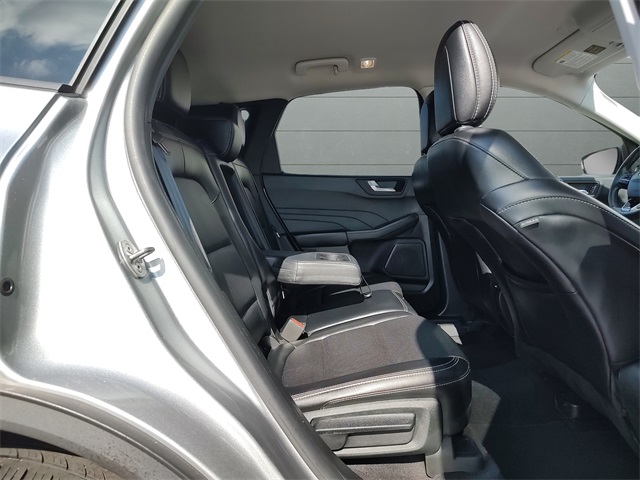 2022 Ford Escape SEL photo 12