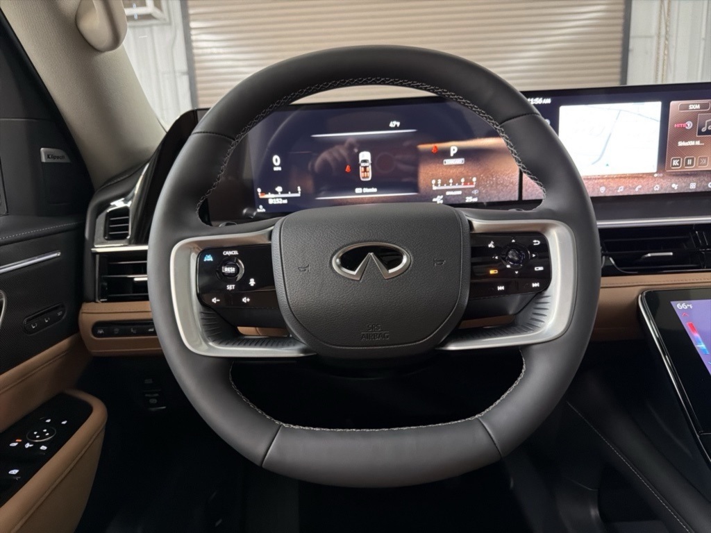 2026 Infiniti QX80 Luxe photo 4