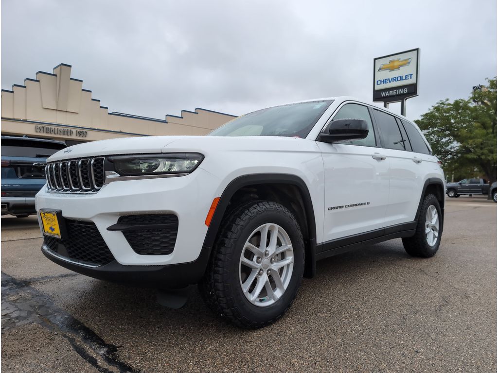 2023 Jeep Grand Cherokee Laredo photo 36