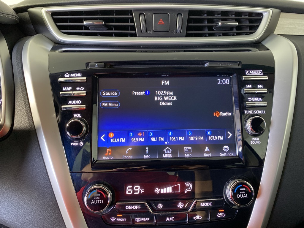 2017 Nissan Murano SL photo 14