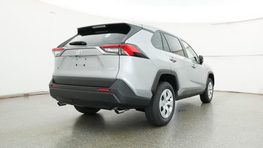 2025 Toyota RAV4 LE photo 20