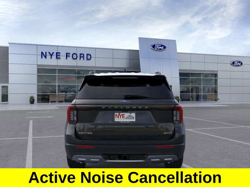 2026 Ford Explorer photo 4