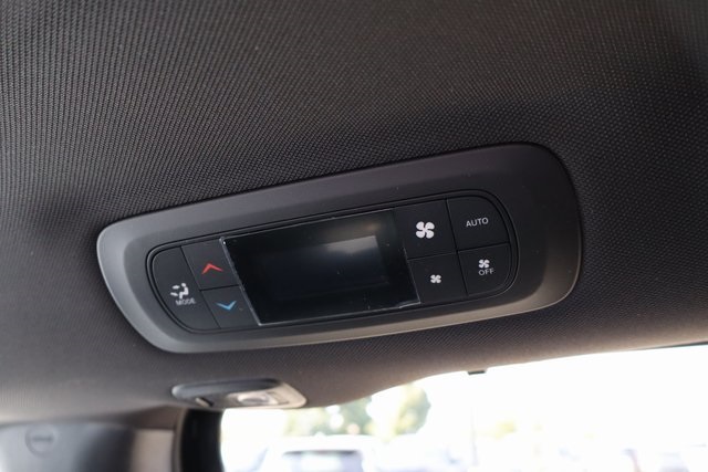 2026 Chrysler Pacifica Limited S Appearance photo 40