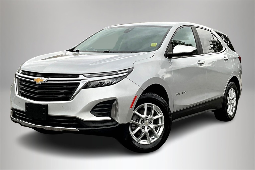 2022 Chevrolet Equinox LT photo 2