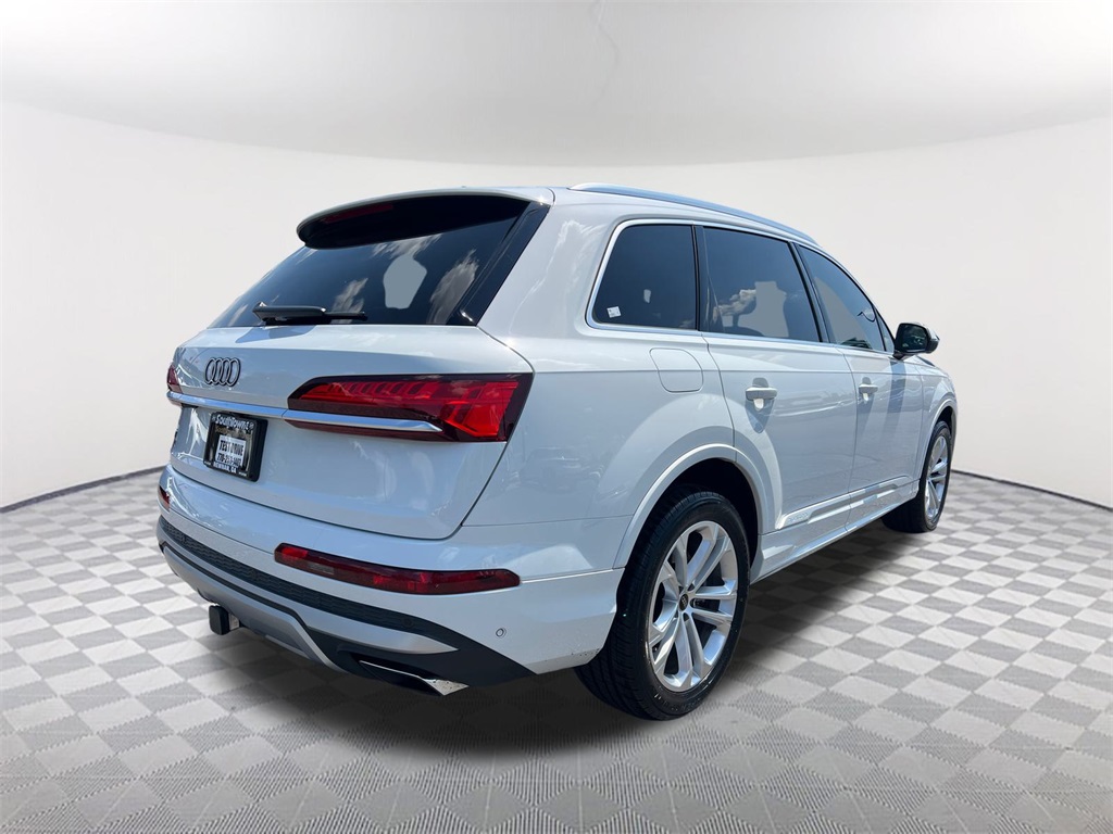 2025 Audi Q7 45 Premium photo 3