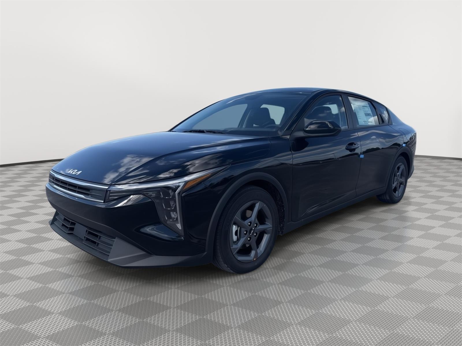 2025 Kia K4 LXS's photo