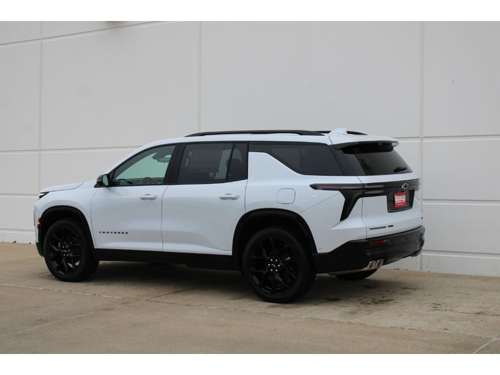 2026 Chevrolet Traverse RS photo 3