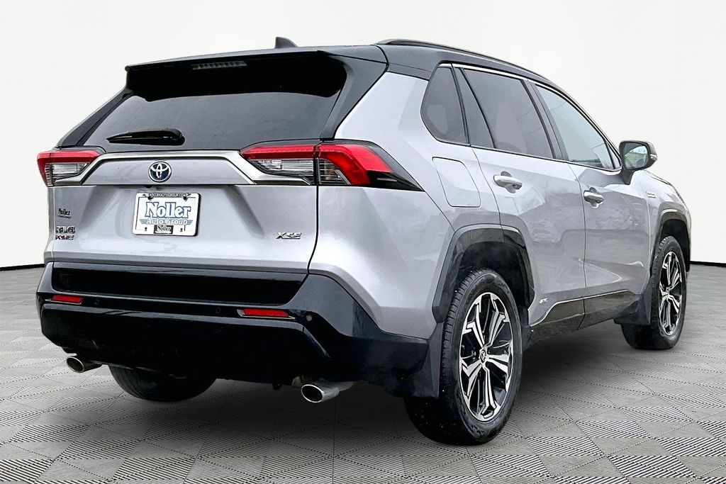 Certified 2021 Toyota RAV4 XSE with VIN JTMFB3FV0MD058827 for sale in Kansas City