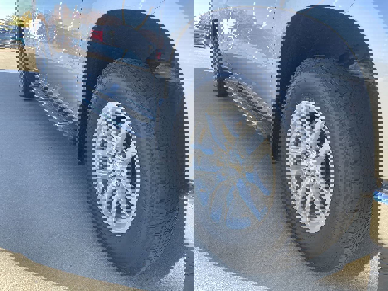 Used 2019 Chevrolet Silverado 1500 LTZ with VIN 1GCRYGEDXKZ234052 for sale in Kansas City