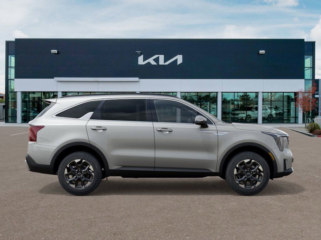 2026 Kia Sorento S photo 4