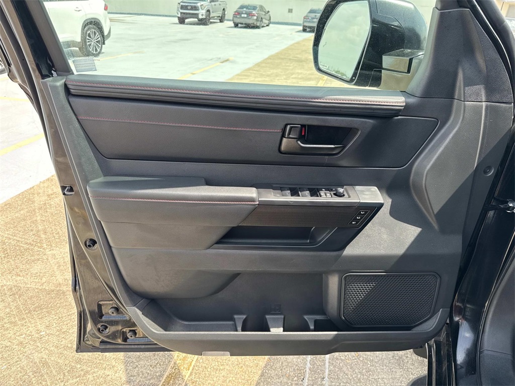 2024 Toyota Sequoia TRD Pro photo 18