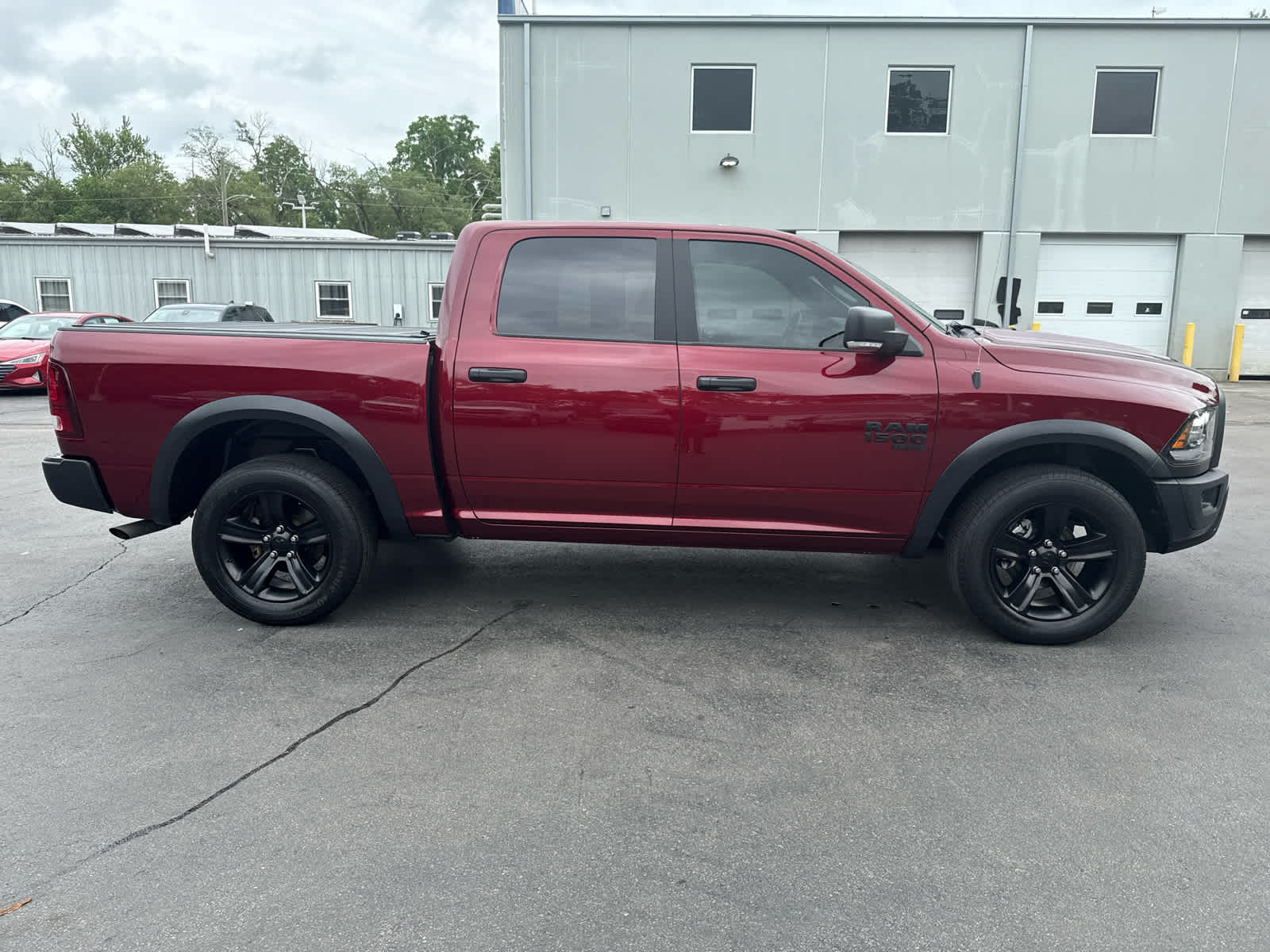 2022 Ram 1500 Classic Warlock photo 2