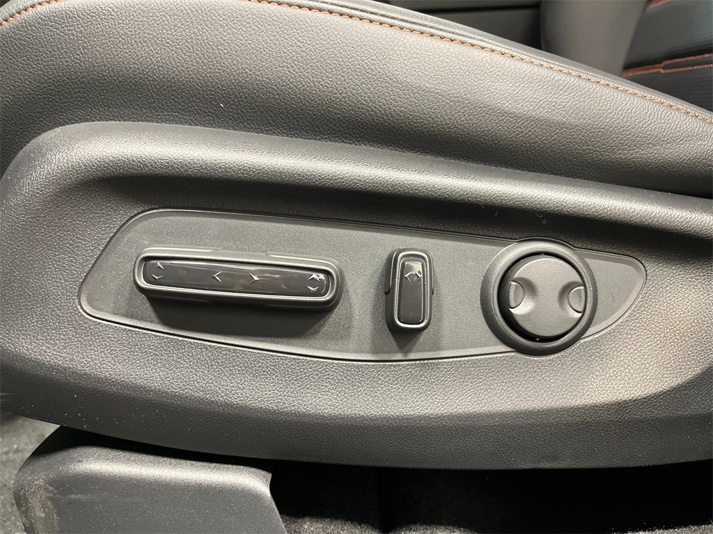 2026 Honda CR-V Hybrid Sport Touring photo 13