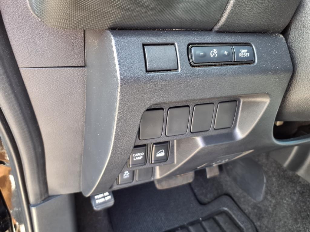 2023 Nissan Frontier SV photo 15