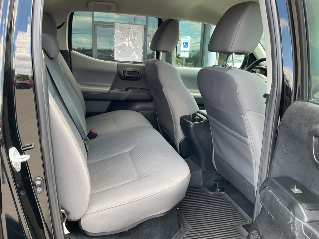 2023 Toyota Tacoma SR 4x4 photo 11