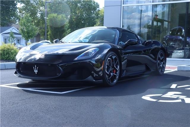 2022 Maserati MC20 Base photo 3