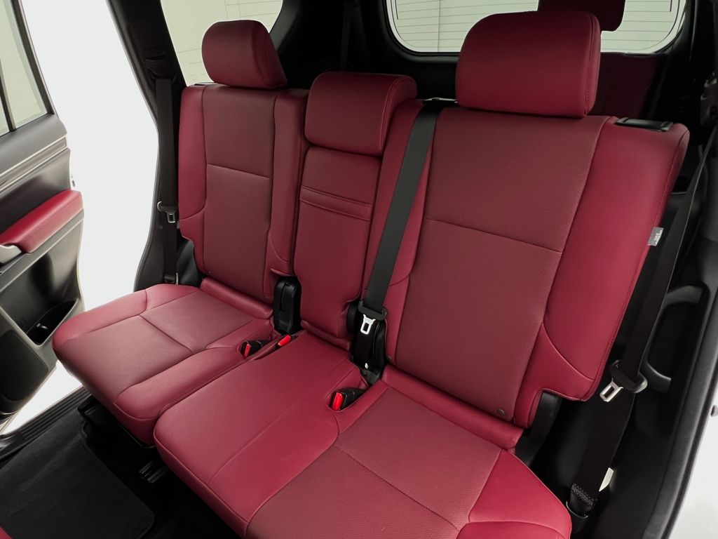 2023 Lexus GX 460 photo 16