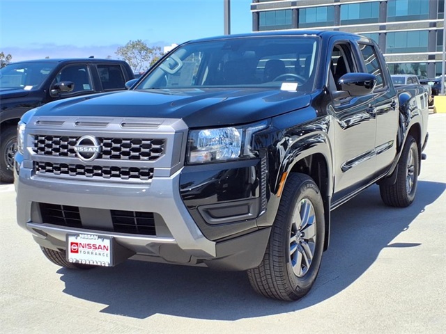 2025 Nissan Frontier Crew Cab SV photo 2