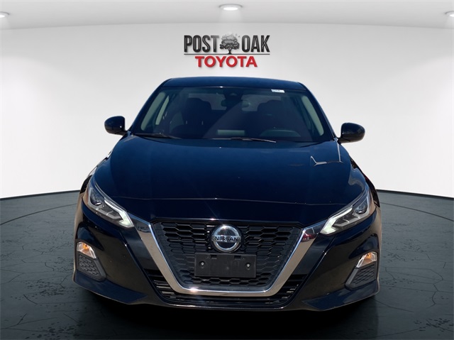 2022 Nissan Altima SV photo 3