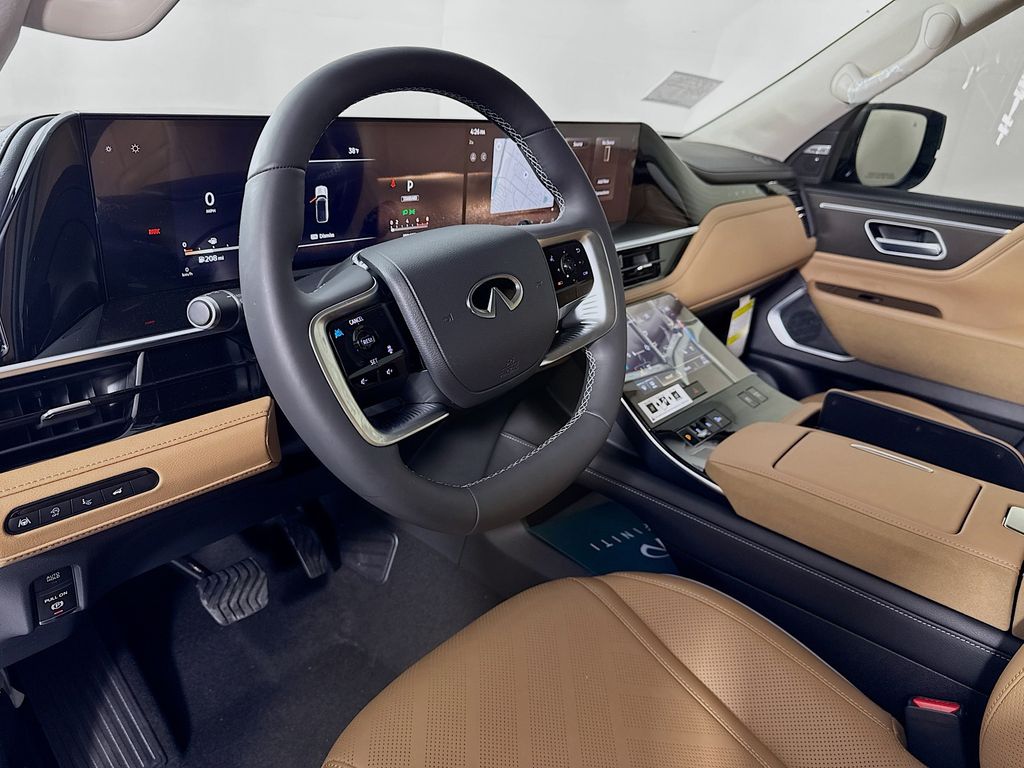 2025 Infiniti QX80 Luxe photo 4
