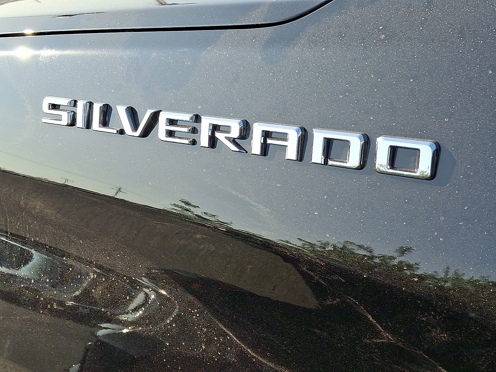 2026 Chevrolet Silverado 1500 LT photo 4