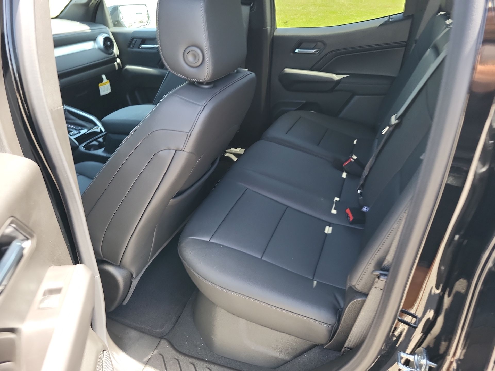 2026 Chevrolet Colorado LT photo 22