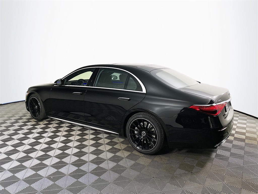 2026 Mercedes Benz S 580 4MATIC photo 4