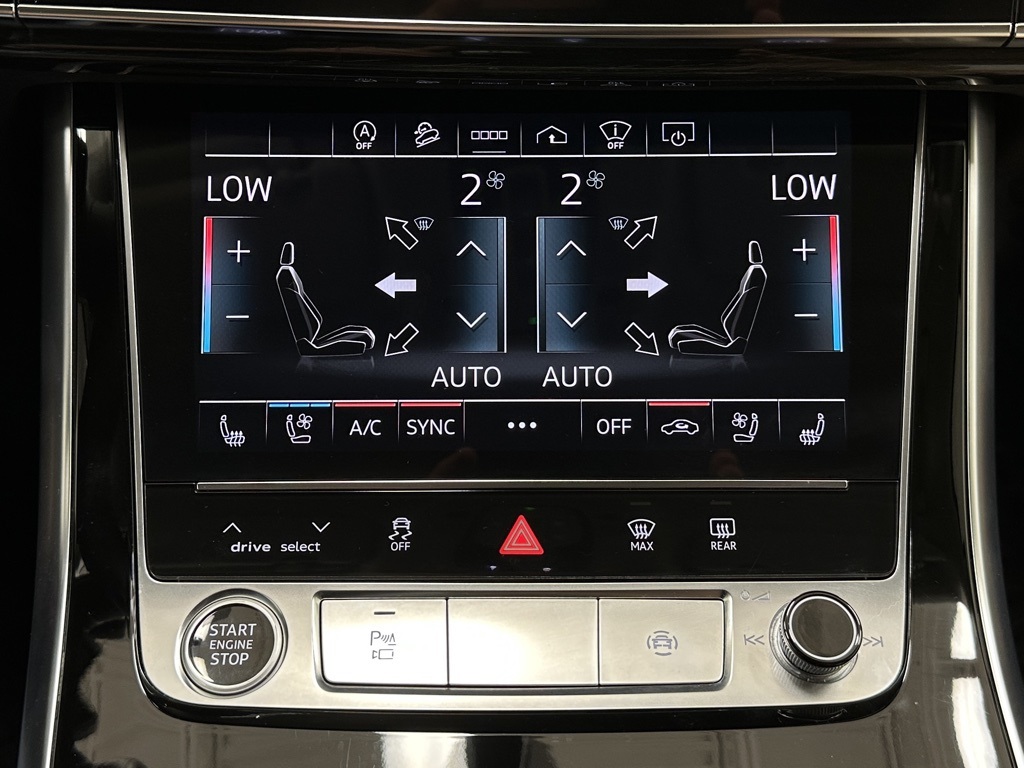 2022 Audi Q7 55 Prestige photo 31