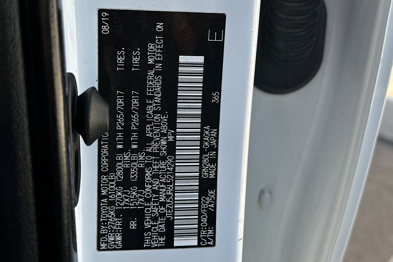 2020 Toyota 4Runner SR5 photo 23