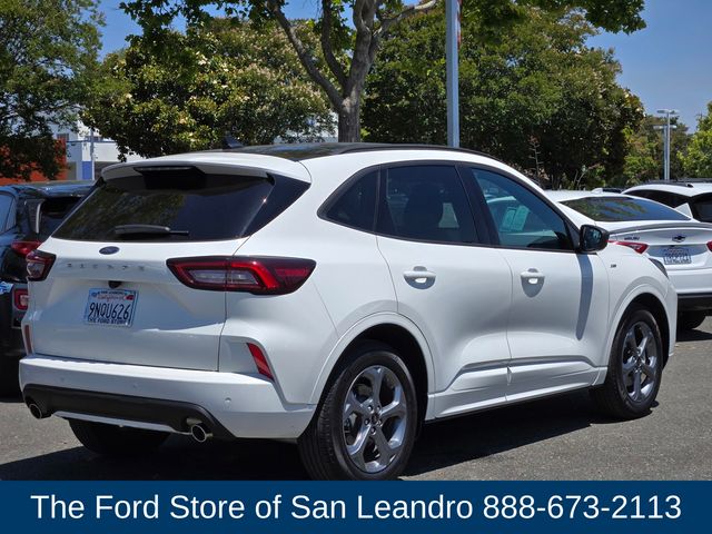 2024 Ford Escape ST-Line photo 6