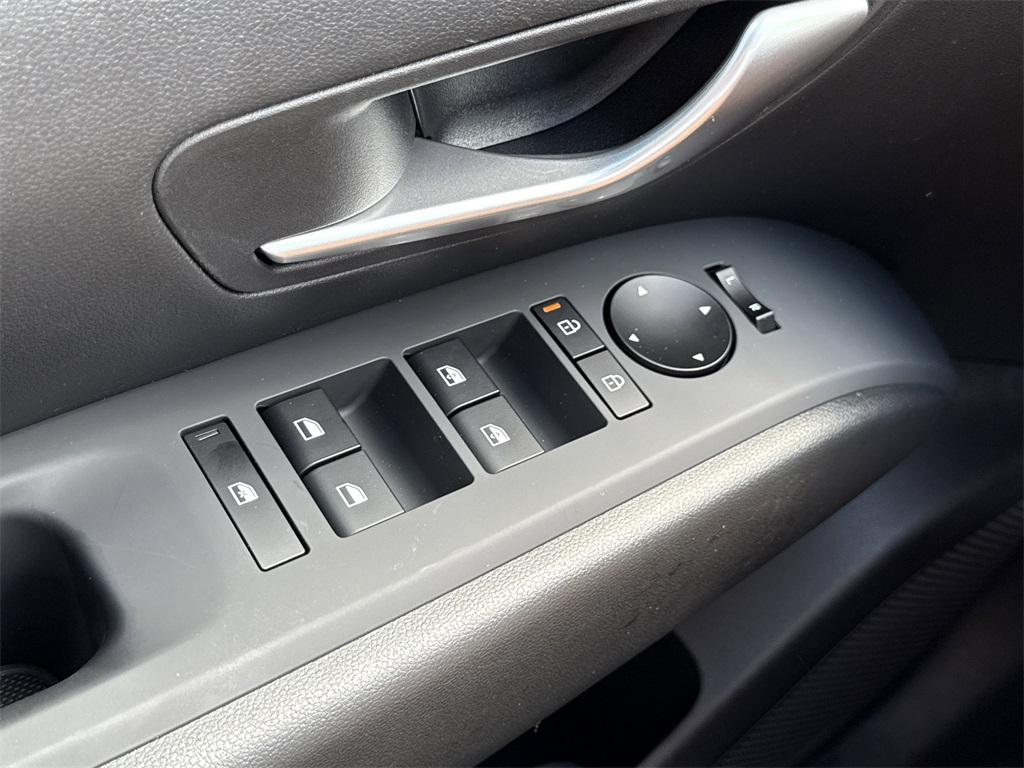 2026 Hyundai Santa Cruz SEL Activity photo 17