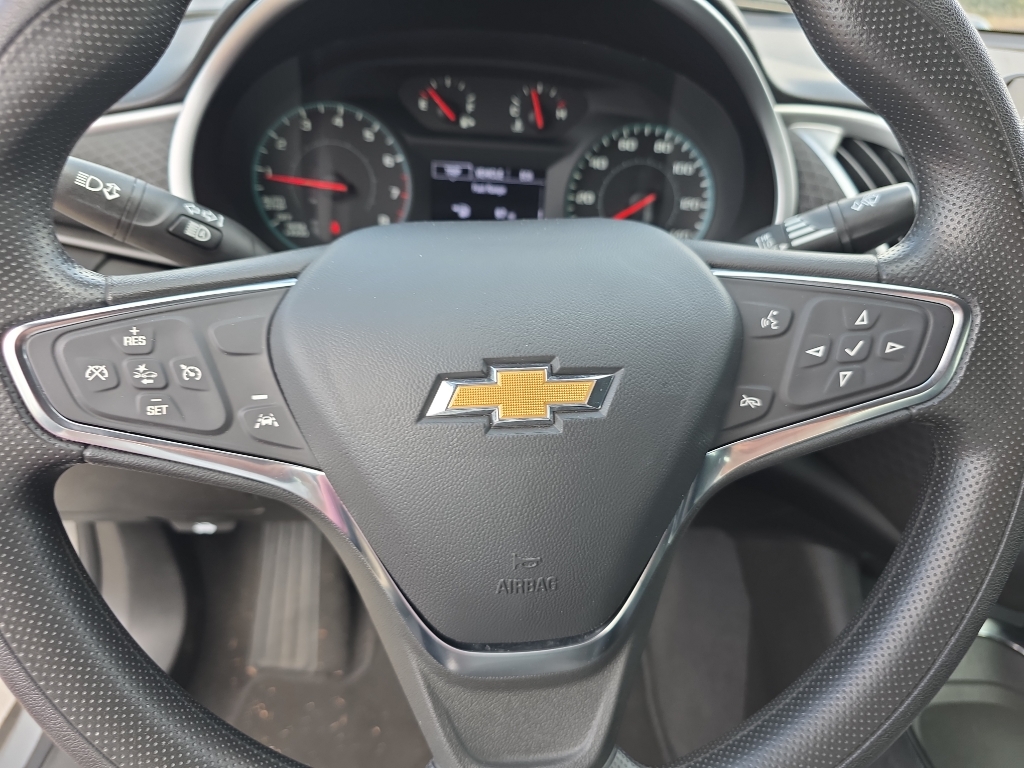 2023 Chevrolet Malibu 1LT photo 17