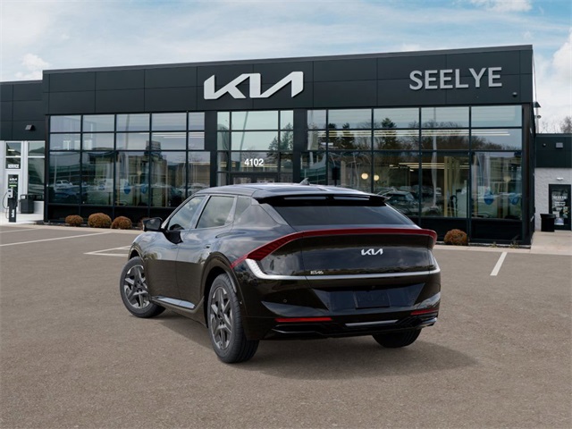 2025 Kia EV6 Light photo 2