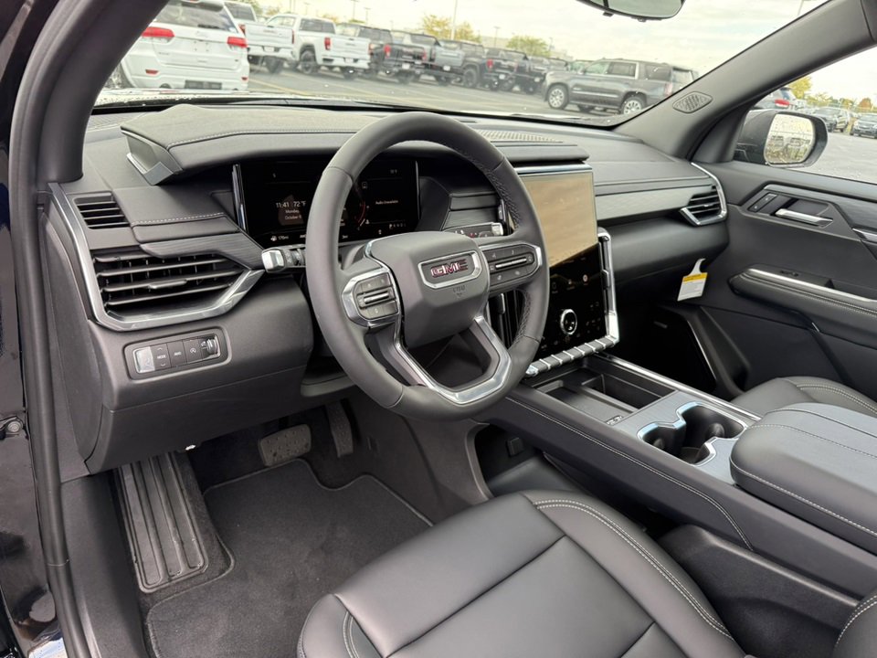 2026 GMC ACADIA - Image 17