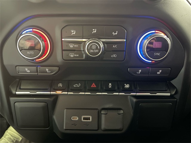 2020 Chevrolet Silverado 1500 RST photo 14
