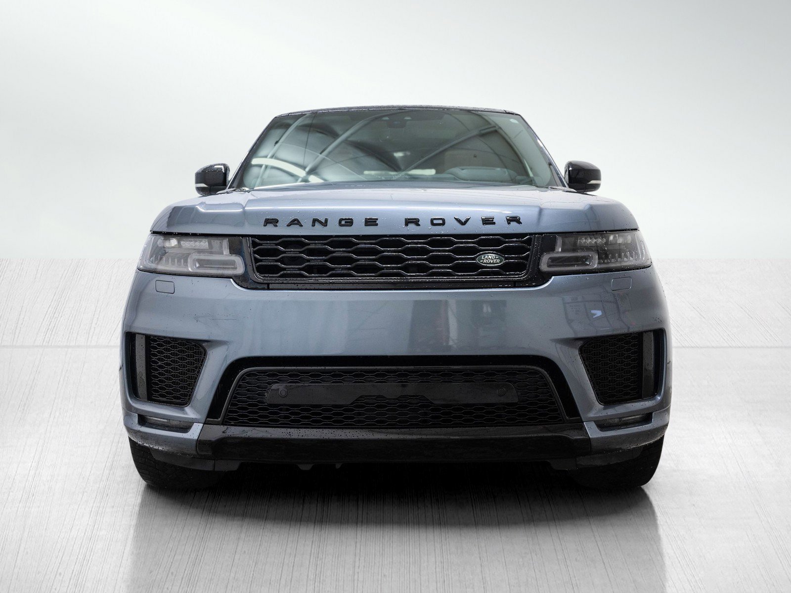 2018 Land Rover Range Rover Sport HSE Dynamic photo 2