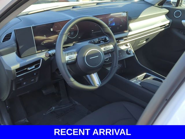2025 Hyundai Sonata SEL Convenience photo 2