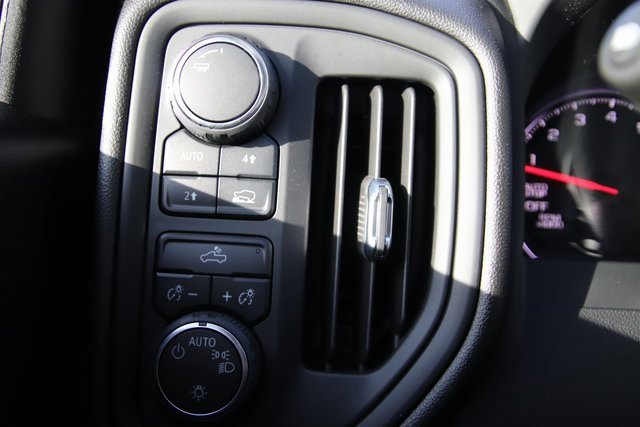 2024 Chevrolet Silverado 1500 photo 17