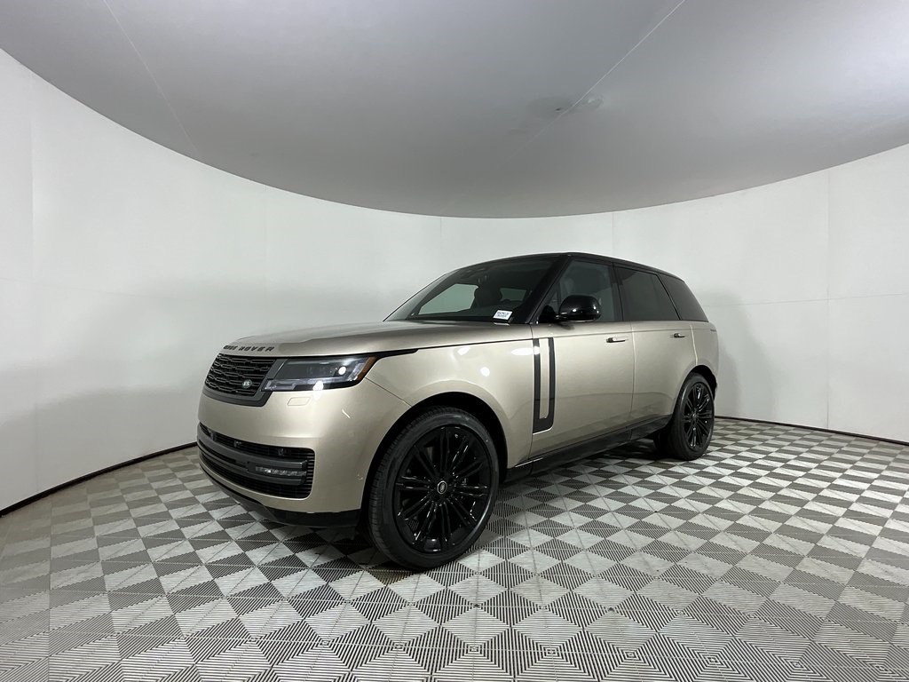 2025 Land Rover Range Rover SE's photo
