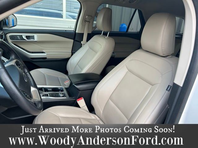 2022 Ford Explorer XLT photo 10