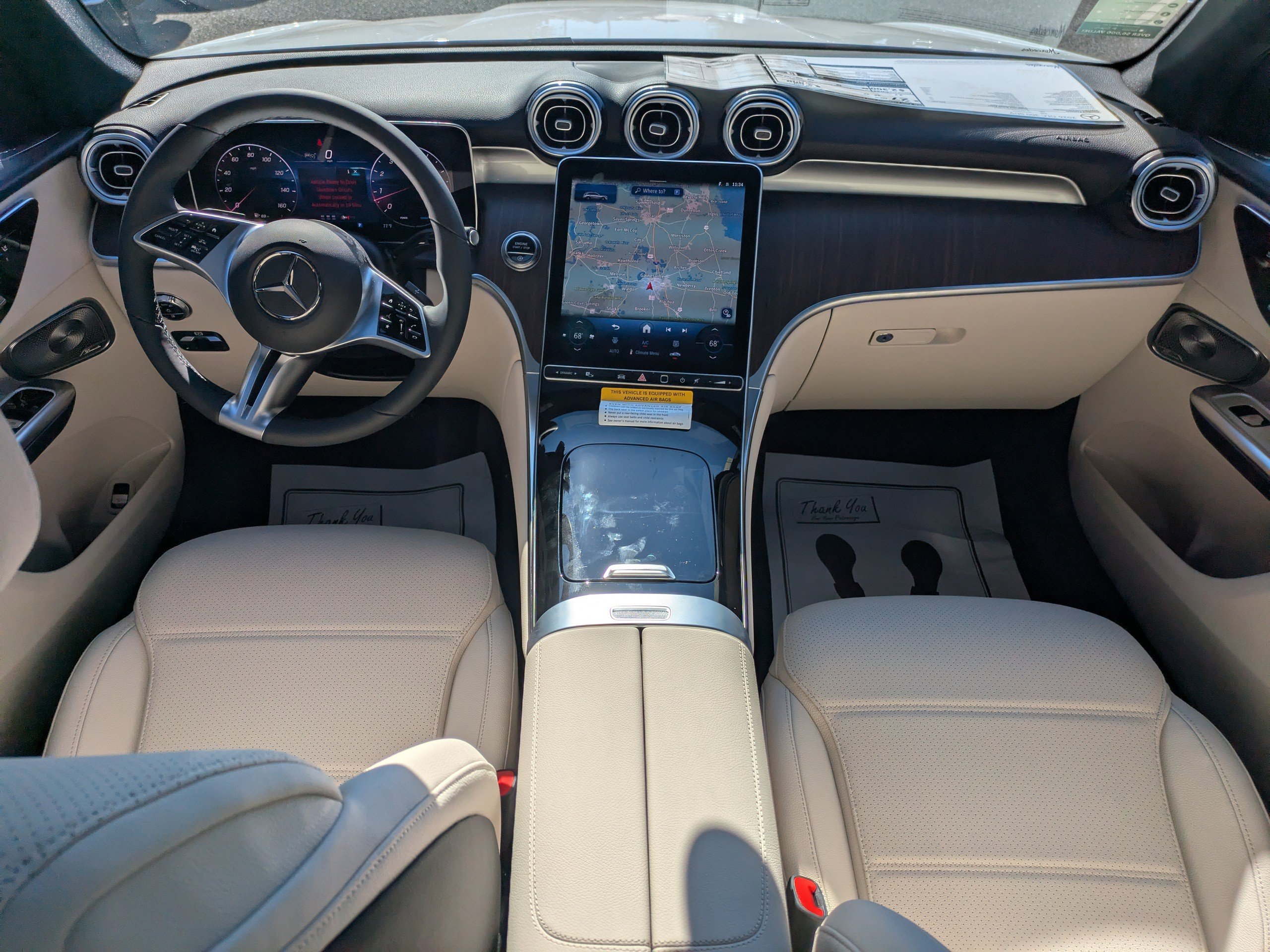 2026 Mercedes Benz GLC 300 photo 2