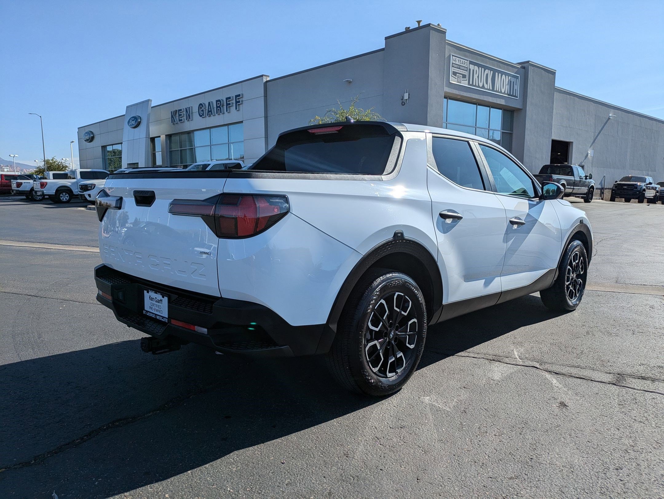 2022 Hyundai Santa Cruz SEL photo 3
